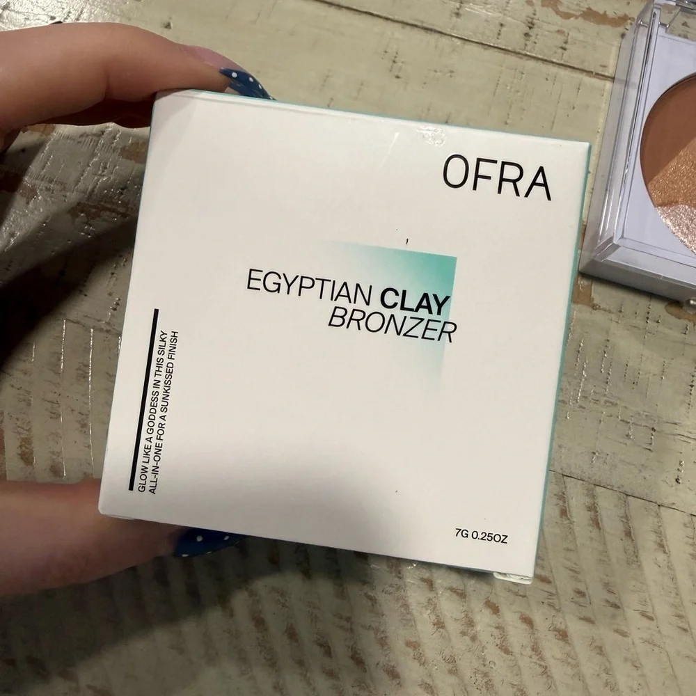 NIB OFRA Egyptian Clay Bronzer